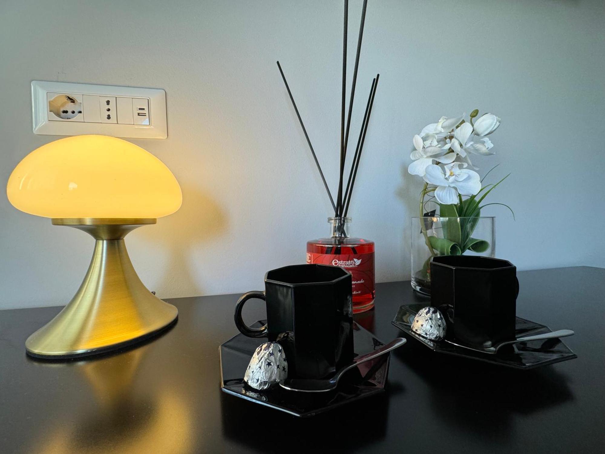 Meg Glamour Suite Milano Vicino I Navigli Екстериор снимка